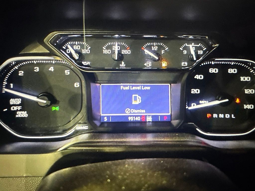 2021 GMC Sierra 1500 SLT - 3