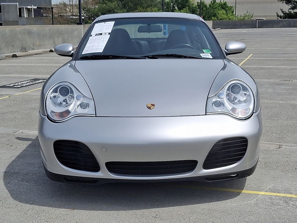 2004 Porsche 911 Carrera 4S 6