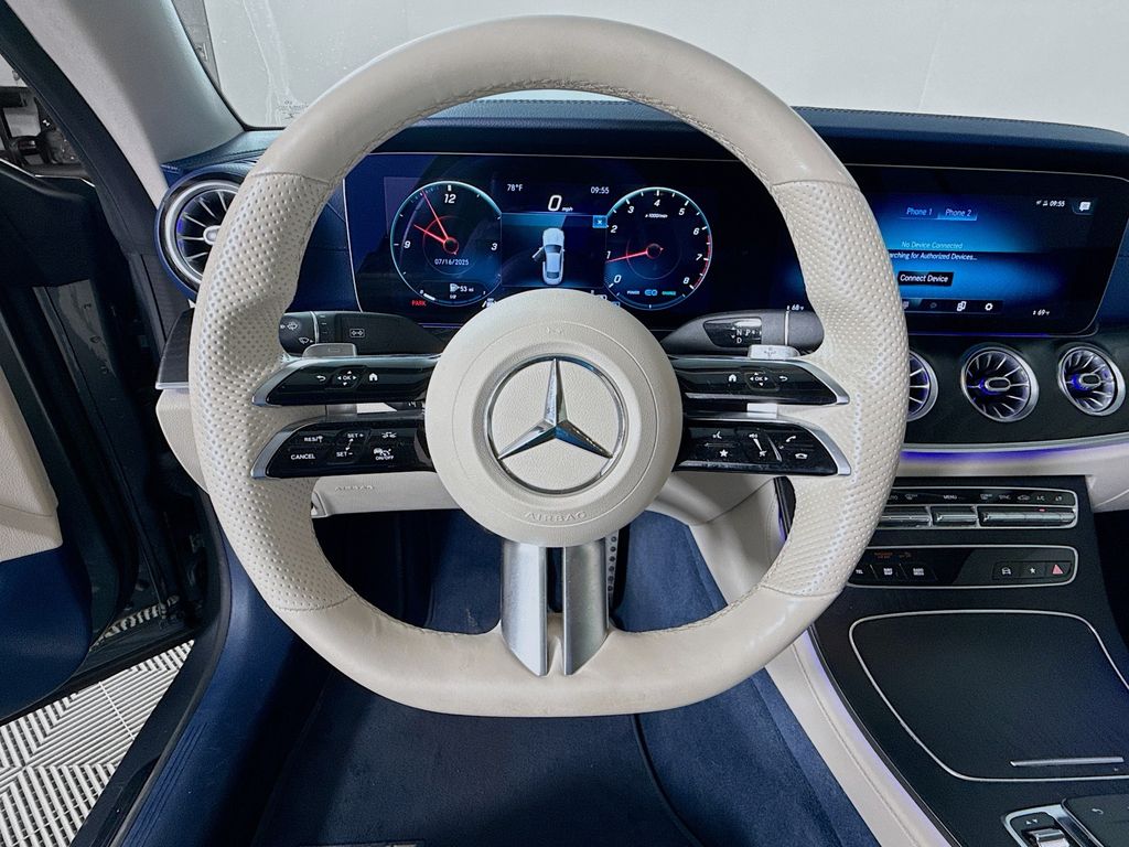 Thumbnail: 2022 Mercedes-Benz E-Class - 11