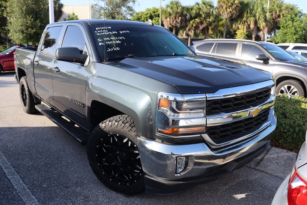 Thumbnail: 2017 Chevrolet Silverado 1500 - 4