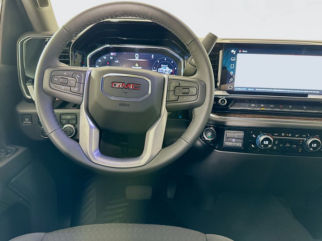 Thumbnail: 2025 GMC Sierra 1500 - 22