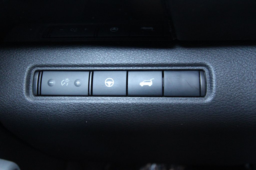 Used 2025 Nissan Pathfinder SUV