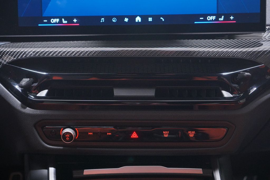 Thumbnail: 2025 BMW M3 - 13