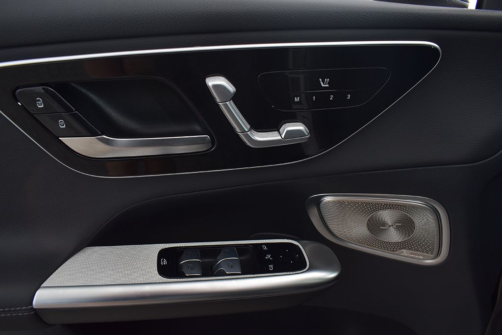 Thumbnail: 2026 Mercedes-Benz GLC - 12