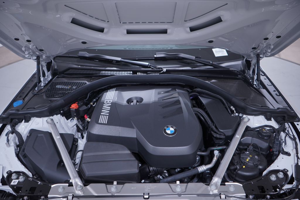 Thumbnail: 2026 BMW 4 Series - 17