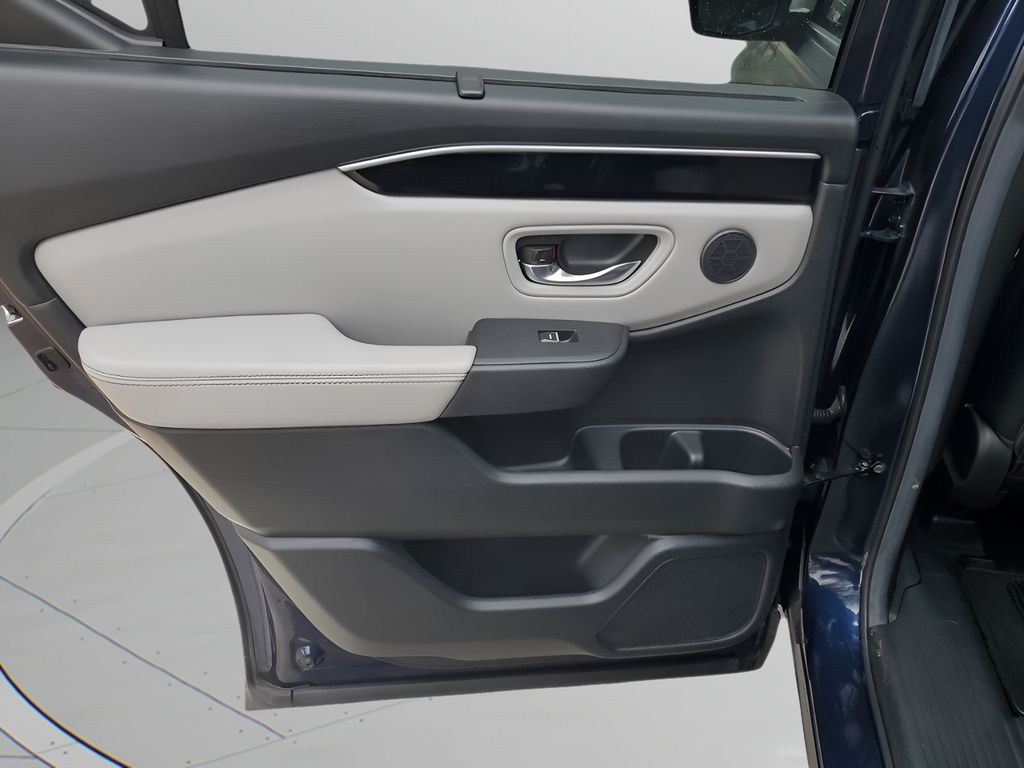 Used Car 2025 Honda Pilot  Touring For Sale Under $50,000 In Austin, Texas