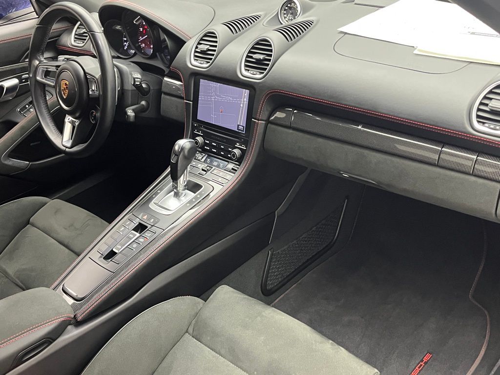 Thumbnail: 2022 Porsche 718 Boxster - 31