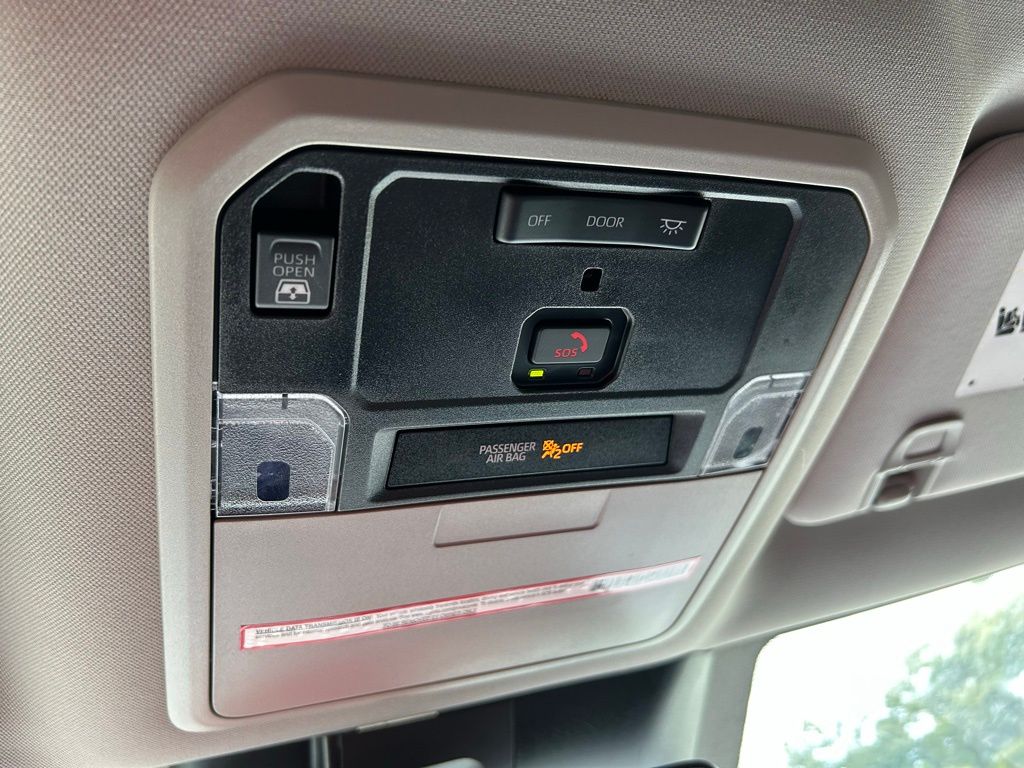 Thumbnail: 2024 Toyota Tundra - 31