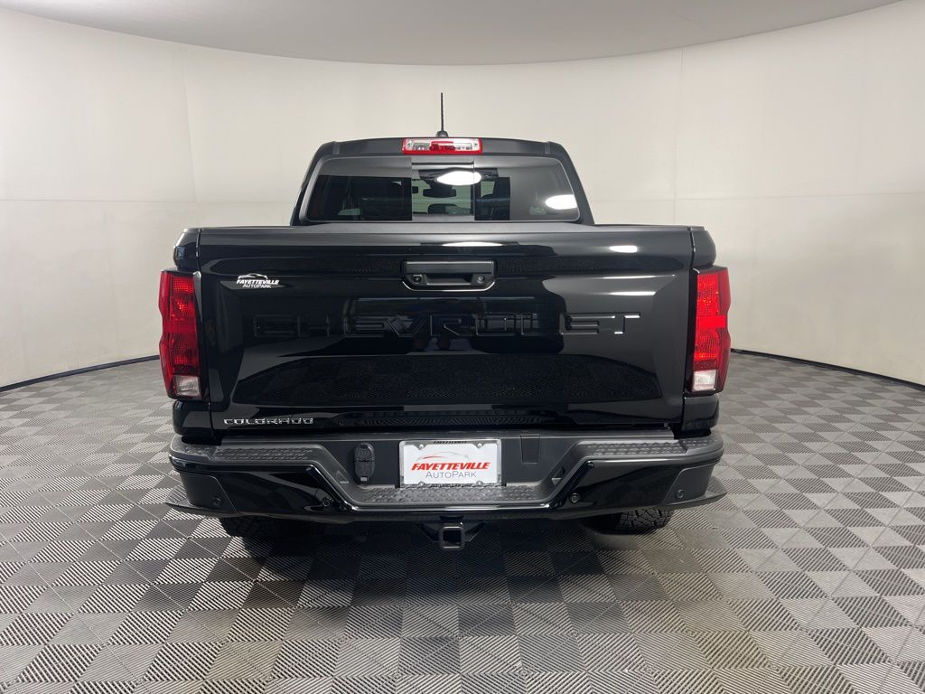 Thumbnail: 2025 Chevrolet Colorado - 3