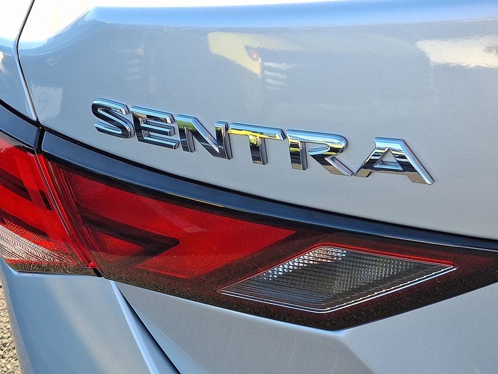 Thumbnail: 2020 Nissan Sentra - 30