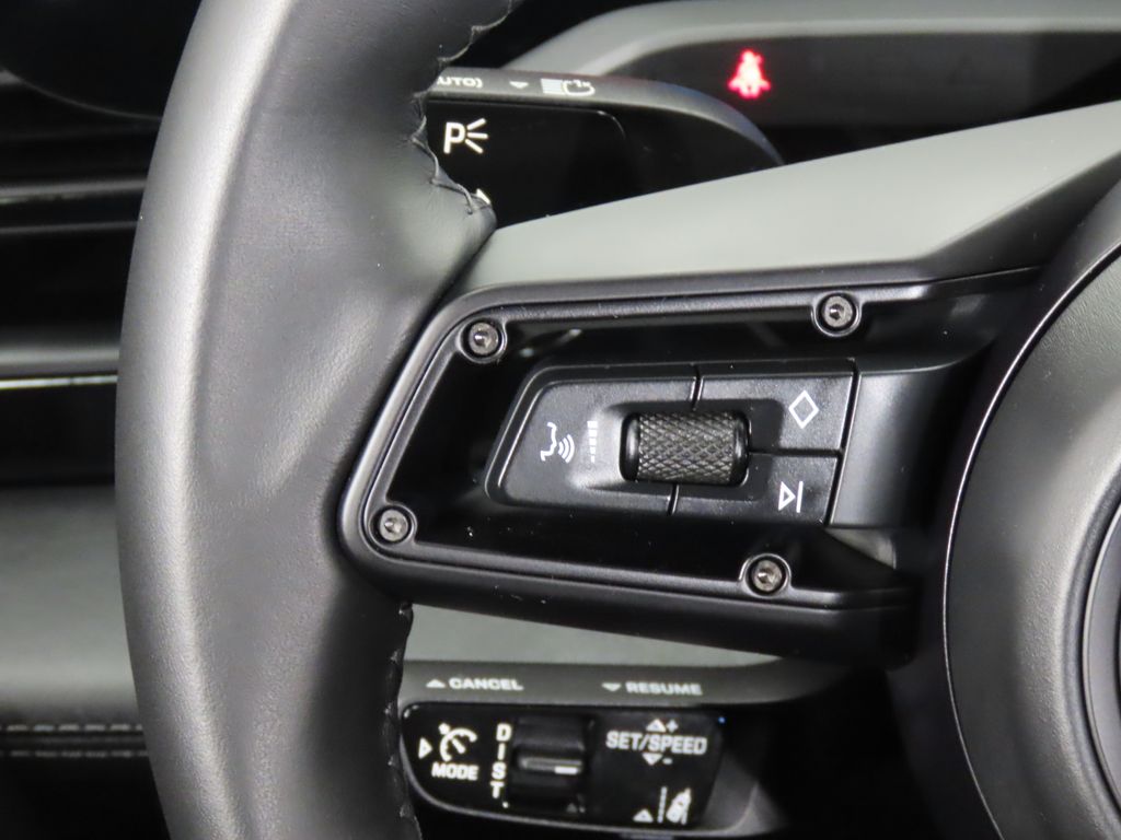 Thumbnail: 2025 Porsche Taycan - 18