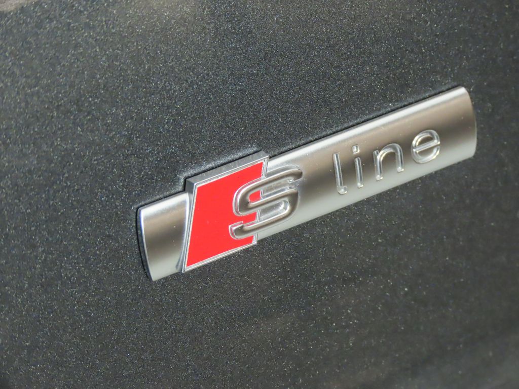 Thumbnail: 2022 Audi A6 - 11