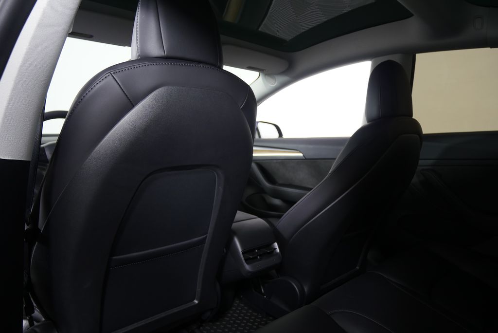Thumbnail: 2022 Tesla Model 3 - 19