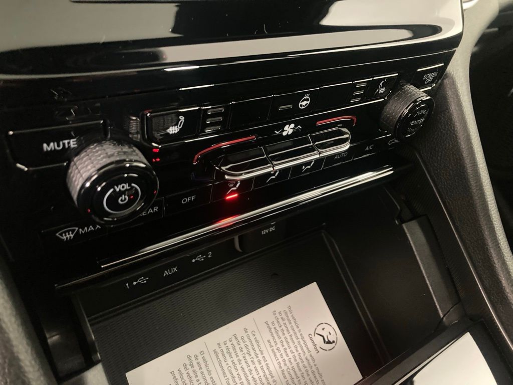 New 2025 Red Jeep Altitude X image 8