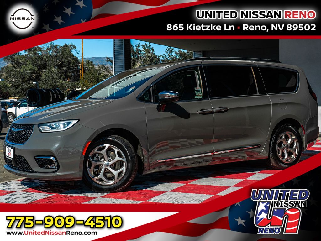 Ceramic Gray Clearcoat 2023 Chrysler Pacifica Minivan Front-Wheel Drive 9-Speed Automatic