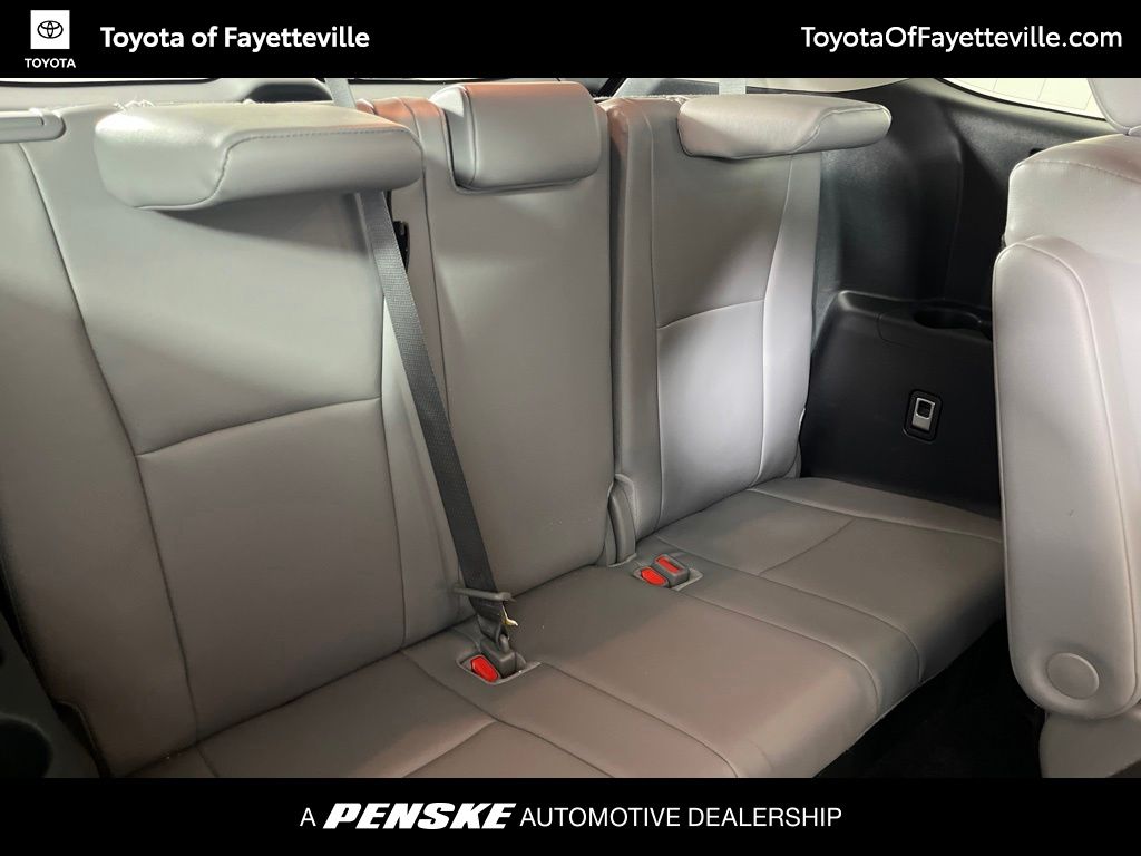 Thumbnail: 2026 Toyota Highlander - 10
