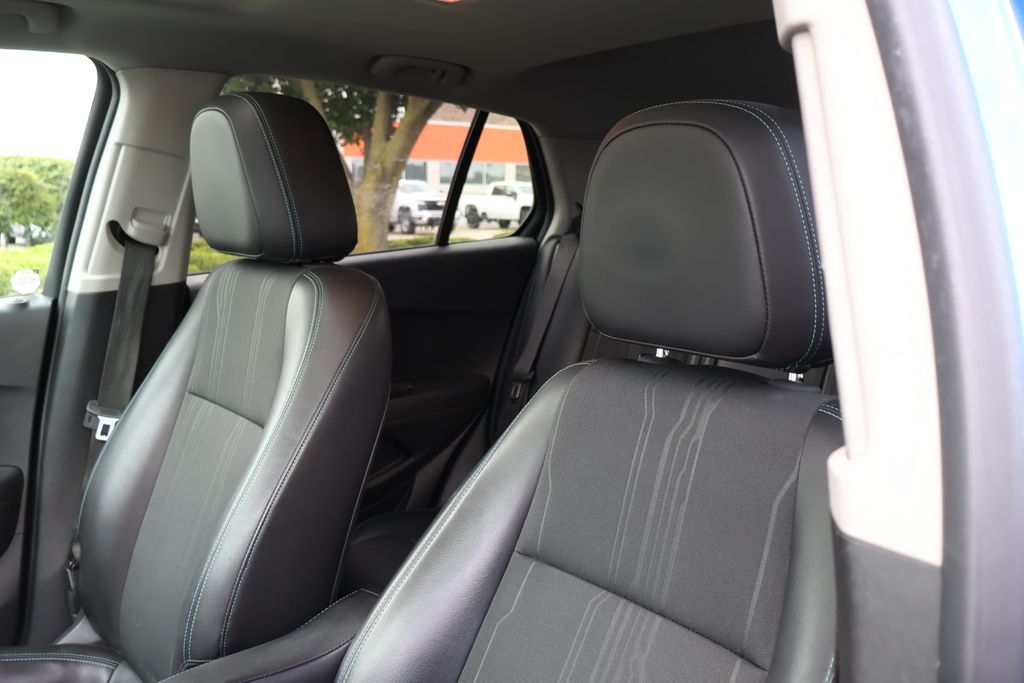 Thumbnail: 2015 Chevrolet Trax - 13