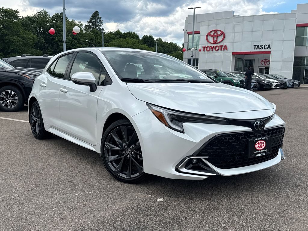 White (Wind Chill Pearl) 2023 Toyota Corolla Hatchback Hatchback Front-Wheel Drive Continuously Variable Transmission