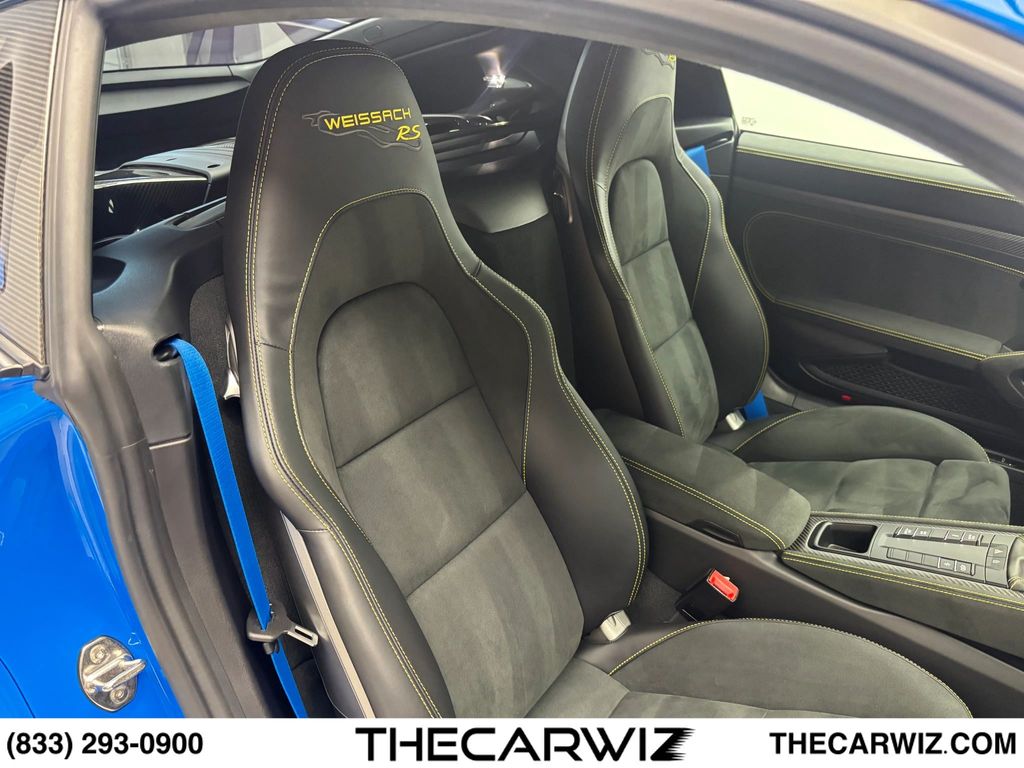 2023 Porsche 718 Cayman