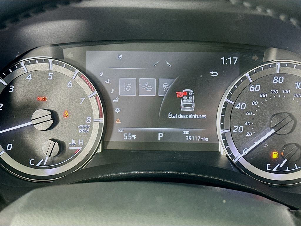 Thumbnail: 2023 Toyota Highlander - 12