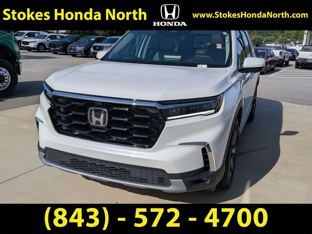 Used 2025 Honda Pilot SUV