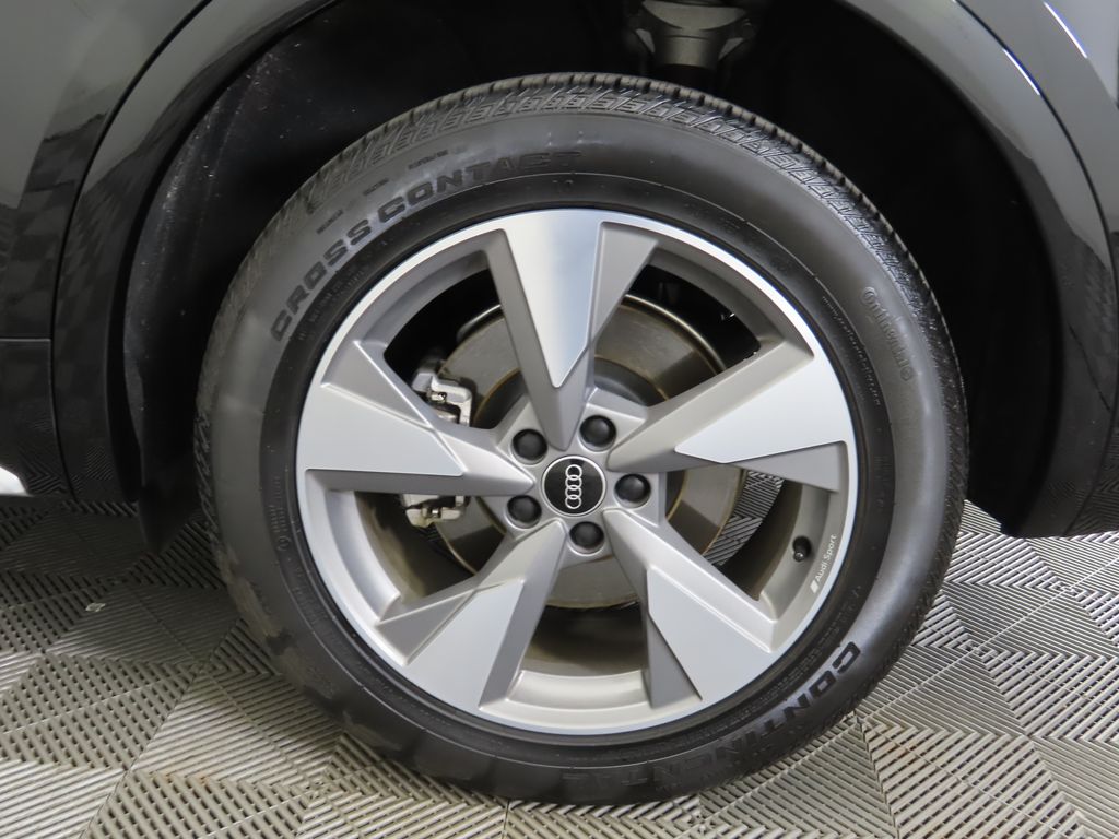 Thumbnail: 2023 Audi Q5 - 29