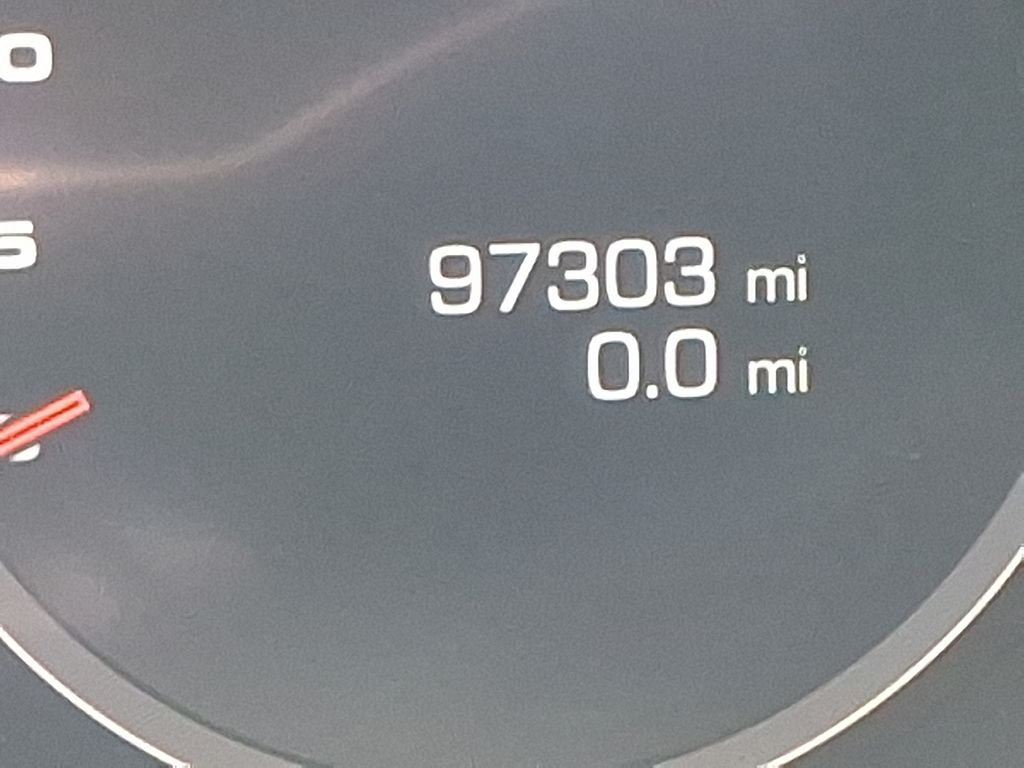 Thumbnail: 2019 Porsche Panamera - 22