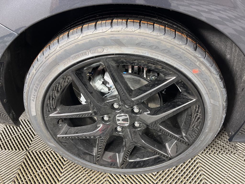 Thumbnail: 2026 Honda Civic - 15