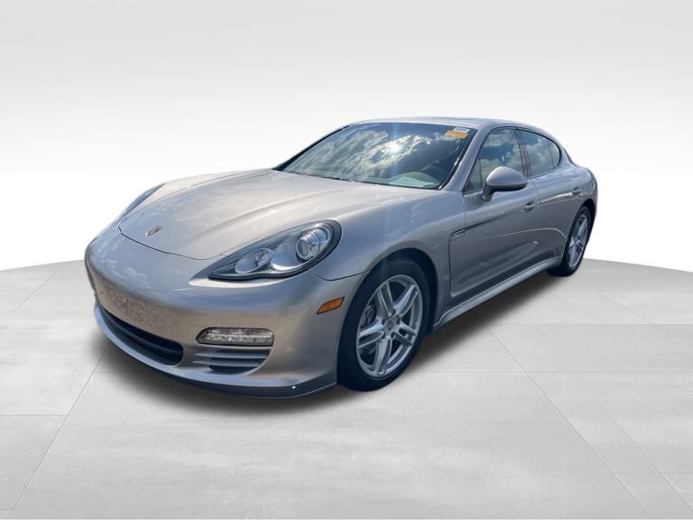 Thumbnail: 2011 Porsche Panamera - 1