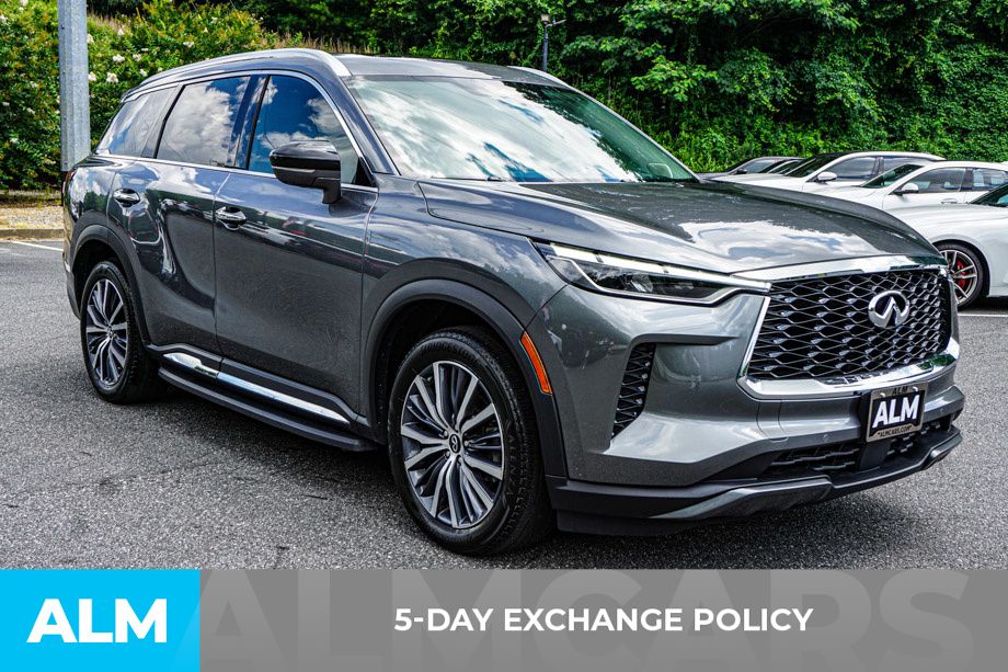 Used 2024 Gray INFINITI Sensory image 4
