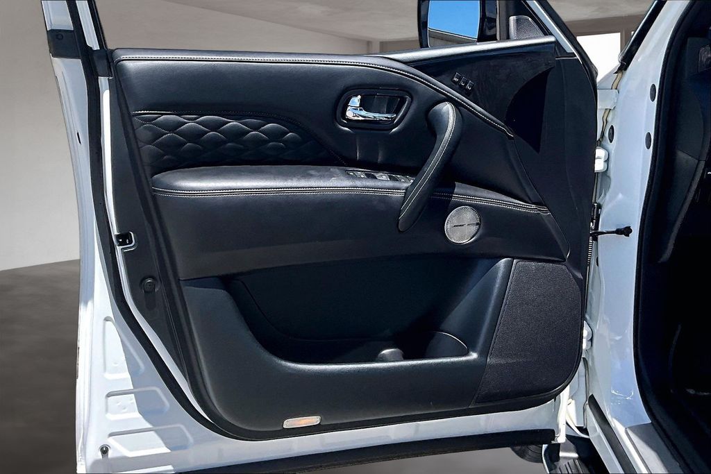Used 2024 Infiniti QX80 SUV