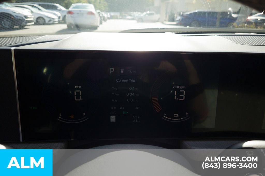 2025 Hyundai Sonata Hybrid SEL - Photo 32