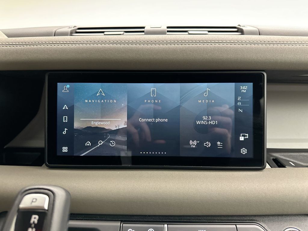 Thumbnail: 2020 Land Rover Defender - 13