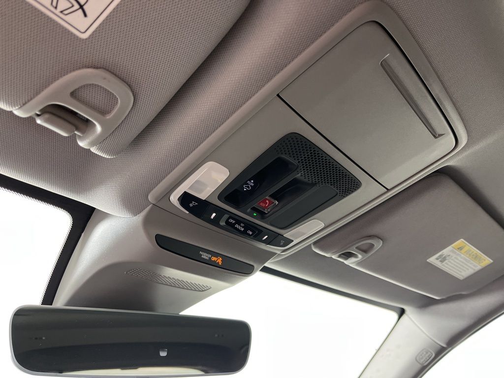 Thumbnail: 2025 Acura ADX - 30