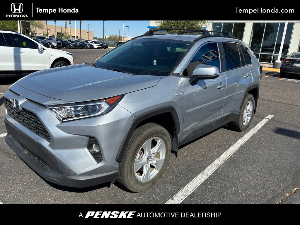 Thumbnail: 2020 Toyota RAV4 - 1