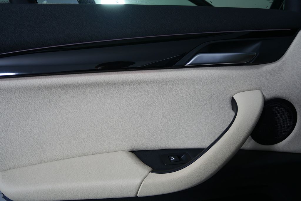 2021 BMW X1 sDrive28i 14