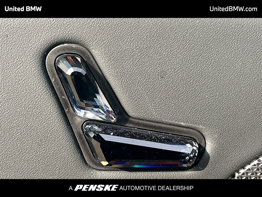 Thumbnail: 2023 BMW 7 Series - 4