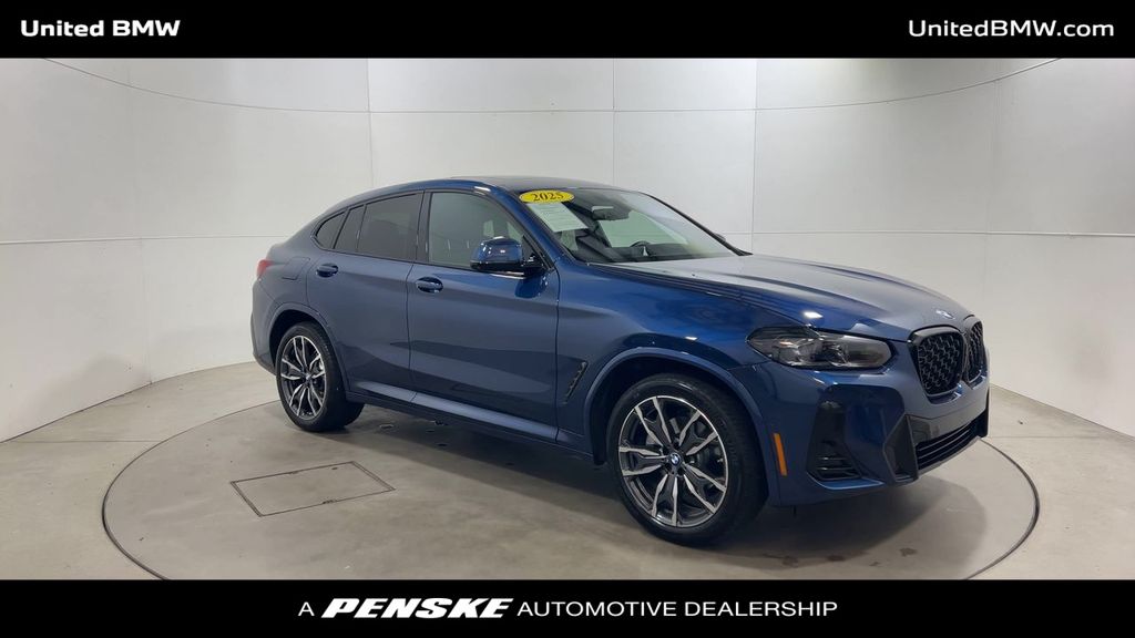 2025 BMW X4 xDrive30i 2