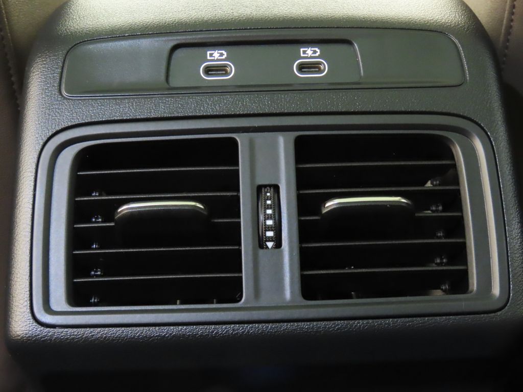 Thumbnail: 2025 Audi Q5 - 24