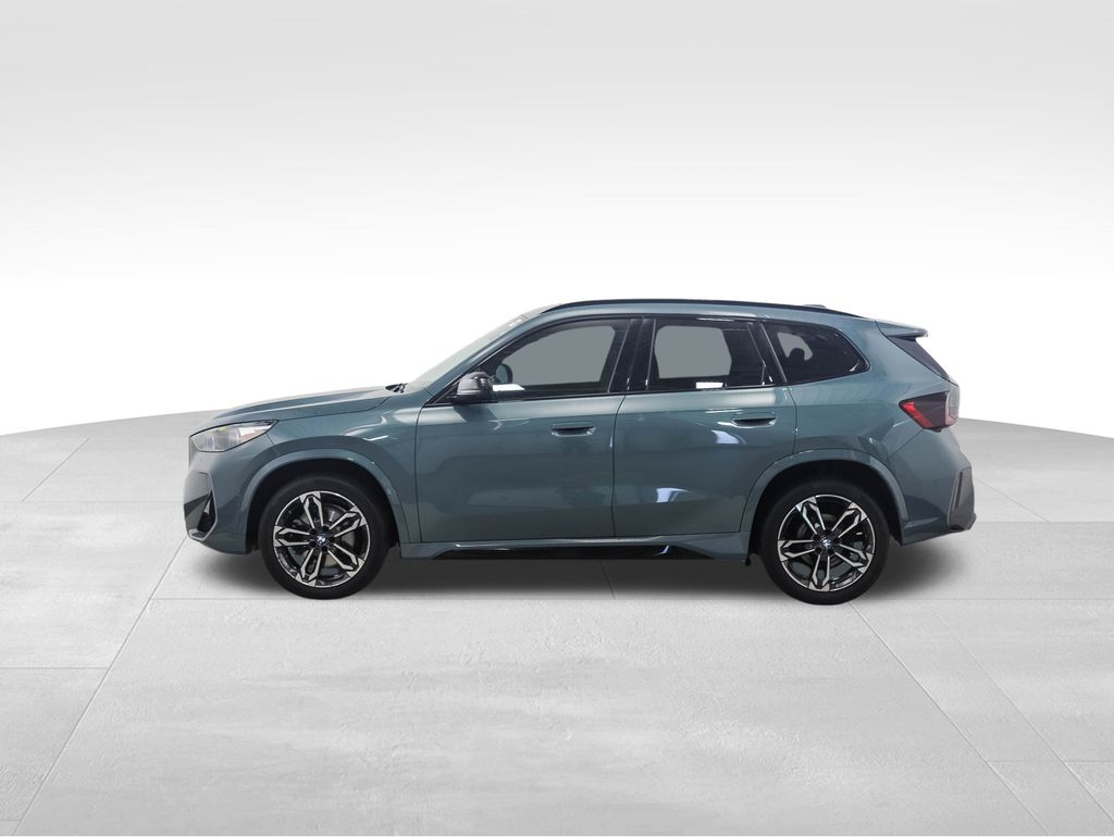 Thumbnail: 2023 BMW X1 - 2