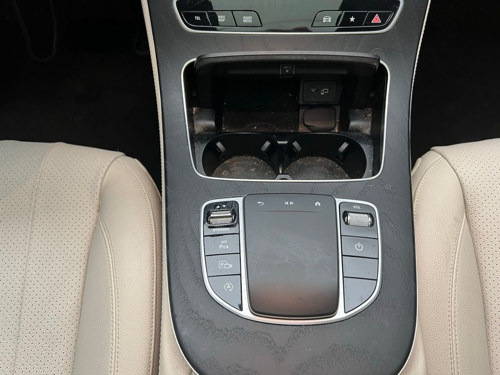 Thumbnail: 2023 Mercedes-Benz E-Class - 12