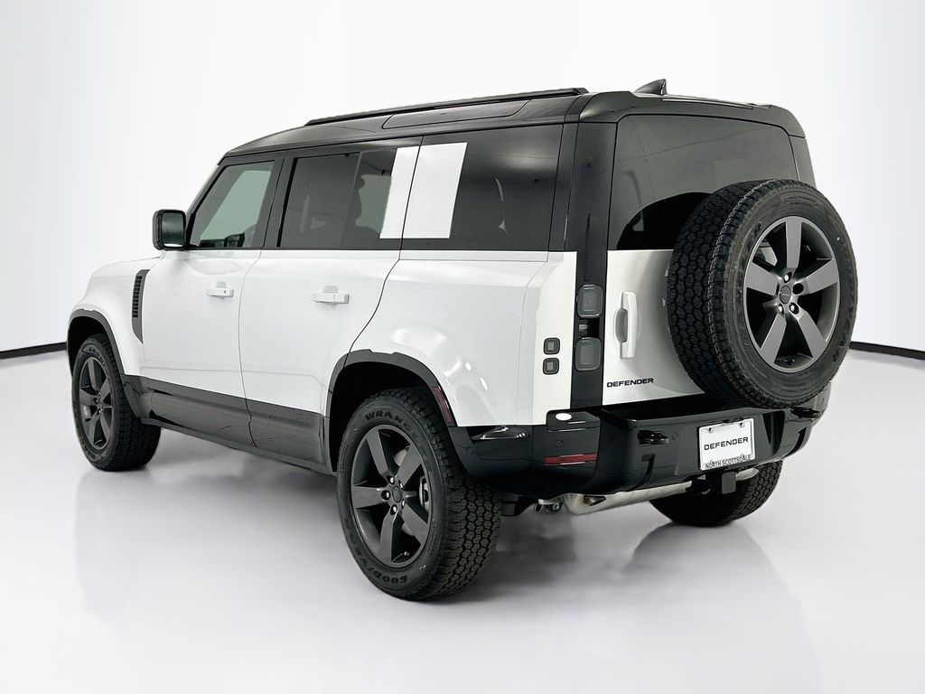 Thumbnail: 2026 Land Rover Defender - 7