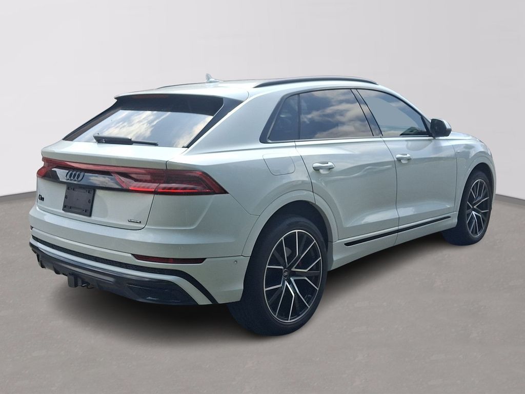 Thumbnail: 2023 Audi Q8 - 4