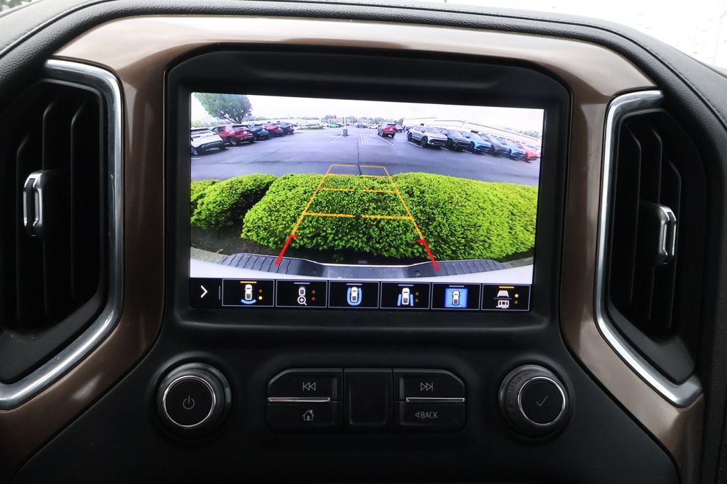 2022 Chevrolet Silverado 3500 High Country 24