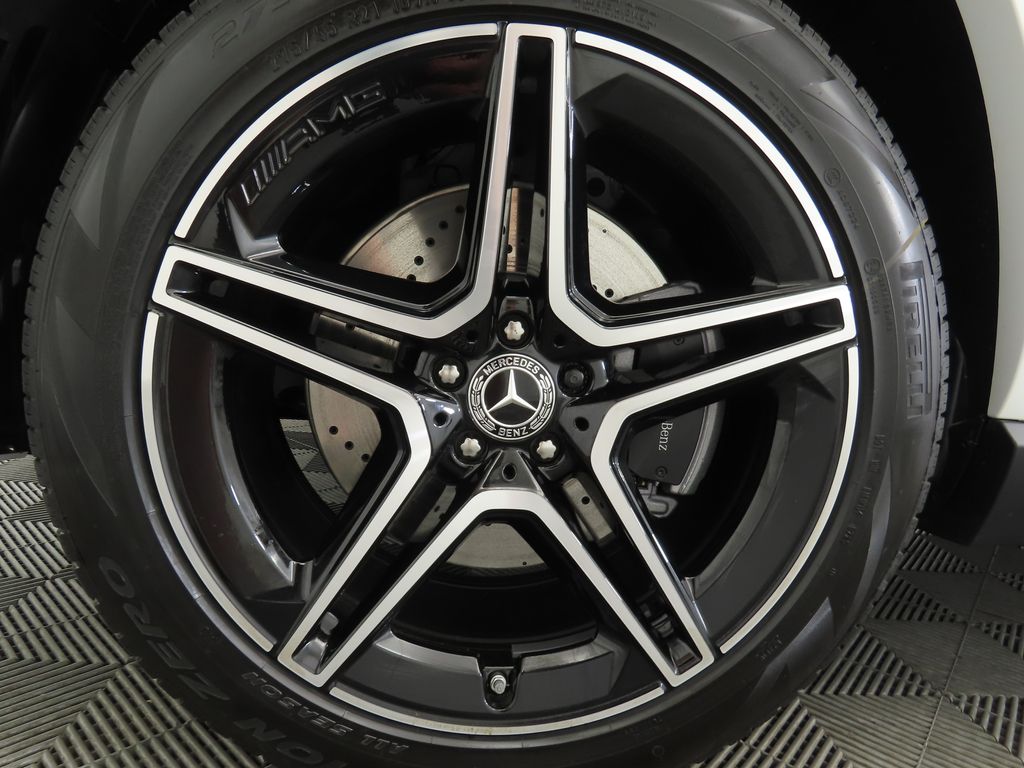 2025 Mercedes-Benz GLS 450 4MATIC 31