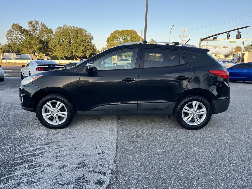 2013 Hyundai Tucson GLS 9