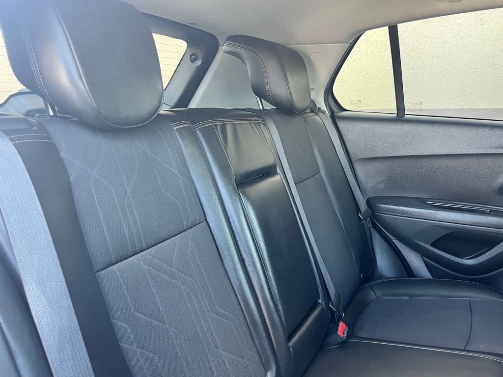 2019 Chevrolet Trax LT 19