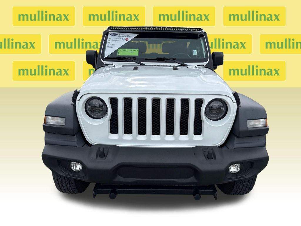 Certified Used 2019 White Jeep Sport S image 11