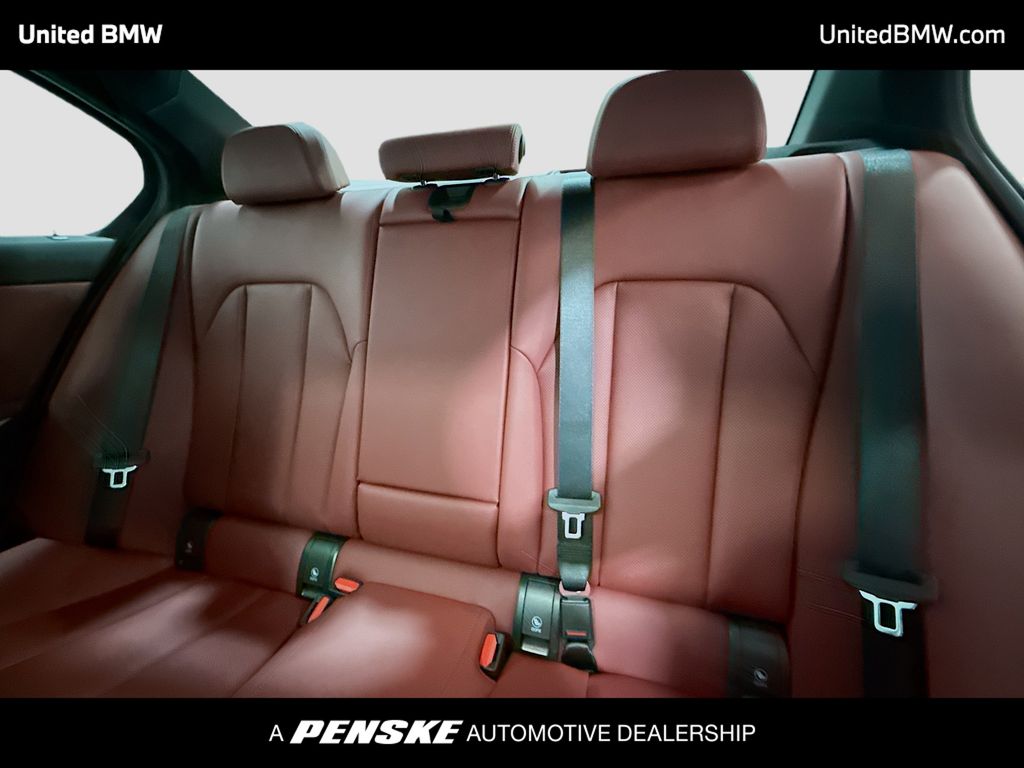 Thumbnail: 2026 BMW 3 Series - 13