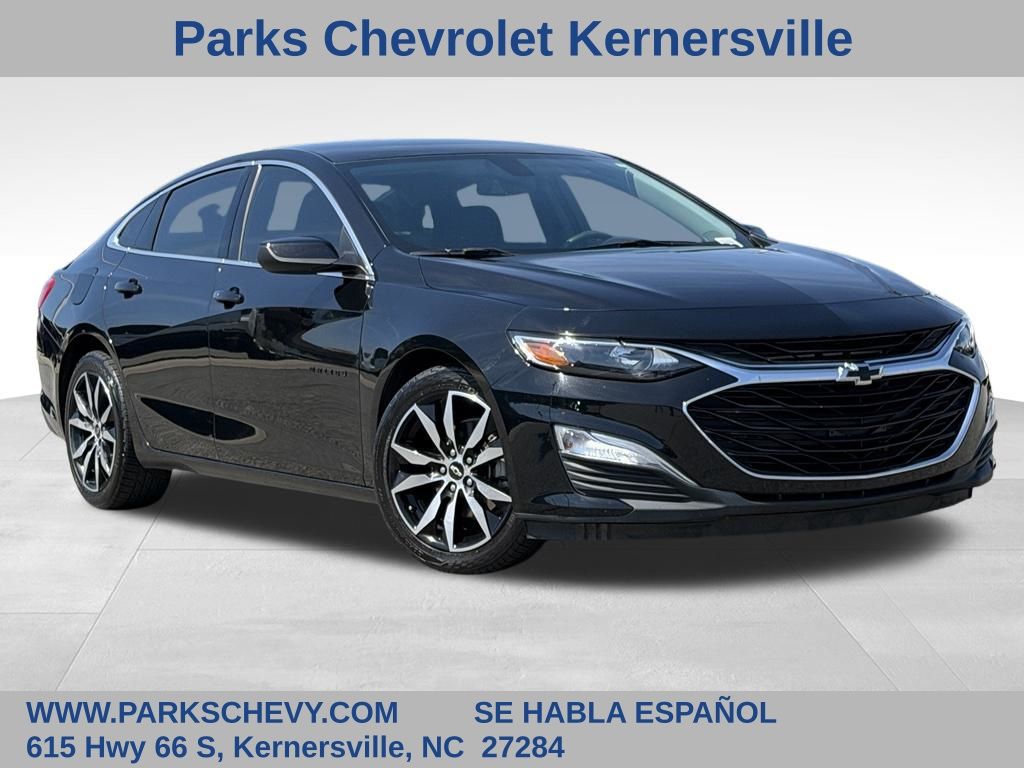 Black Metallic 2022 Chevrolet Malibu Sedan Front-Wheel Drive Continuously Variable Transmission